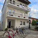 Hotel Aleks 3*