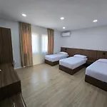 Aleks Hotel 3*