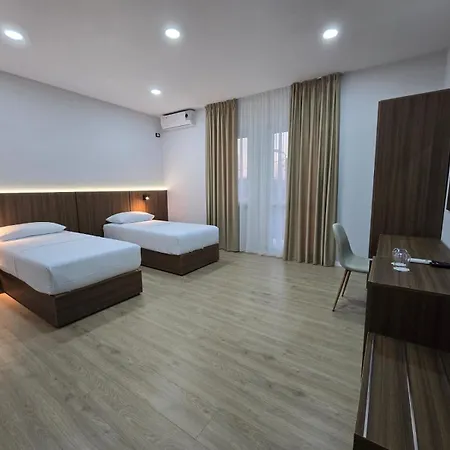 Aleks Hotel 3*