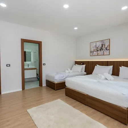 Aleks Hotel