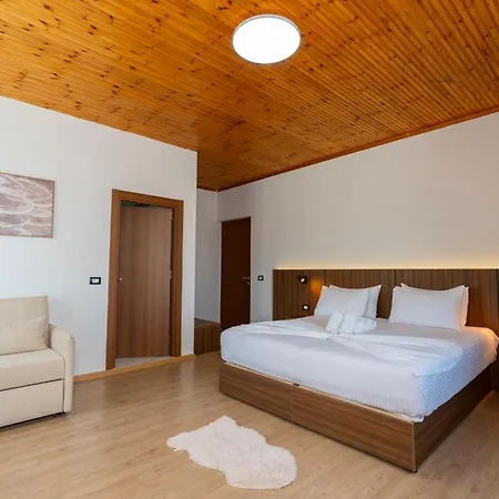 Hotel Aleks 3*