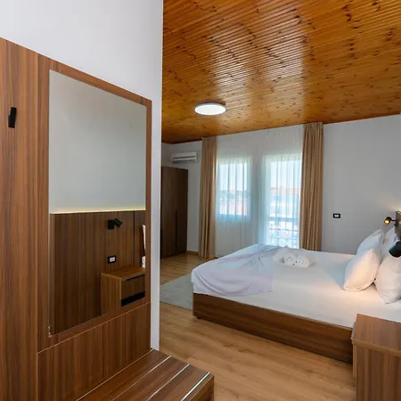 Aleks Hotel 3*