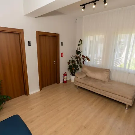 Aleks Hotel Shkodër